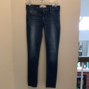 Hollis tee jeans